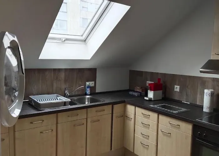 Attick Castle 6 Person 4zkb 100sqm With Balcony And View 公寓